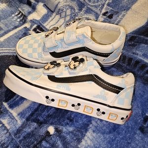 Vans Old Skool Disney 50th Mickey Size 13